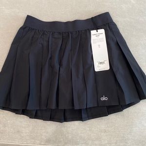 BRAND NEW Alo Varsity Skirt